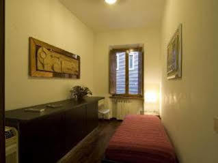 Spanish Diamond Luxury & Jacuzzi Rome